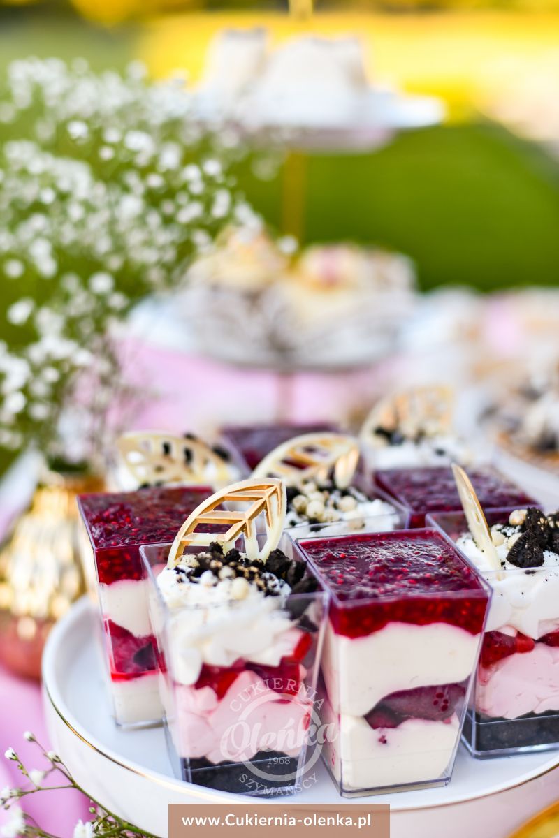 Deserek Panna Cotta
